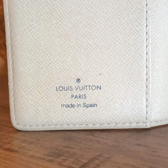 EUC Louis Vuitton Damier Azur small ring agenda cover - Picture 7 of 12